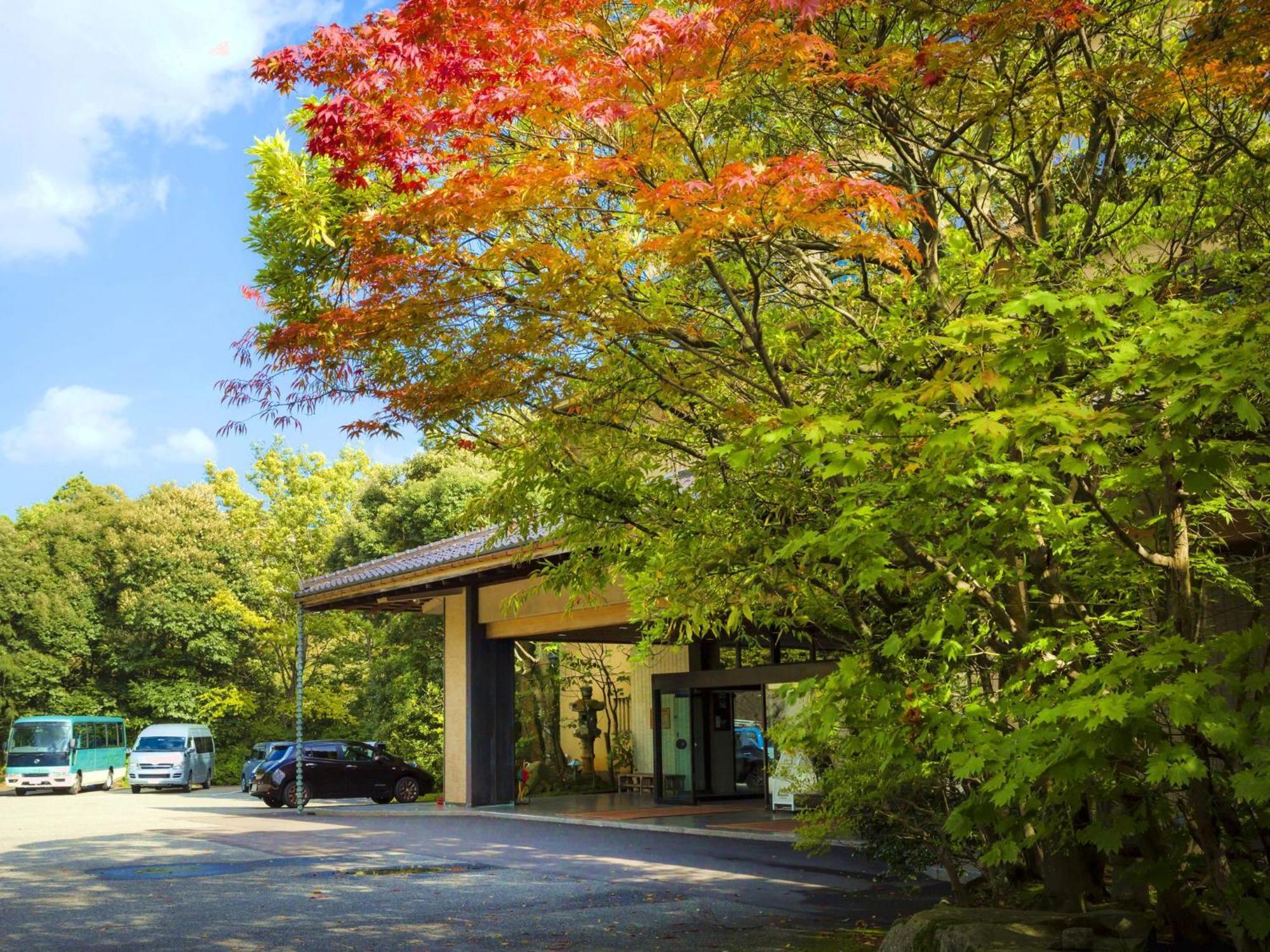 Yamashiro Onsen Midori No Yado Bansyoukaku Hotell Kaga  Eksteriør bilde