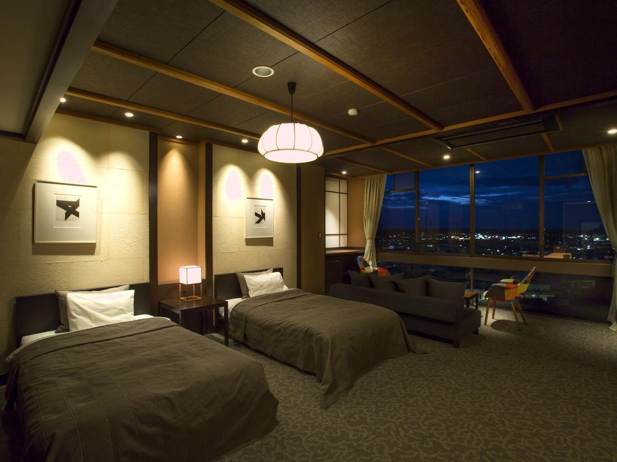 Yamashiro Onsen Midori No Yado Bansyoukaku Hotell Kaga  Eksteriør bilde