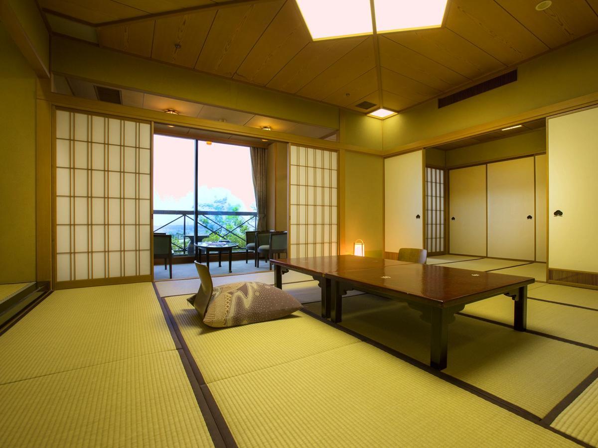 Yamashiro Onsen Midori No Yado Bansyoukaku Hotell Kaga  Eksteriør bilde