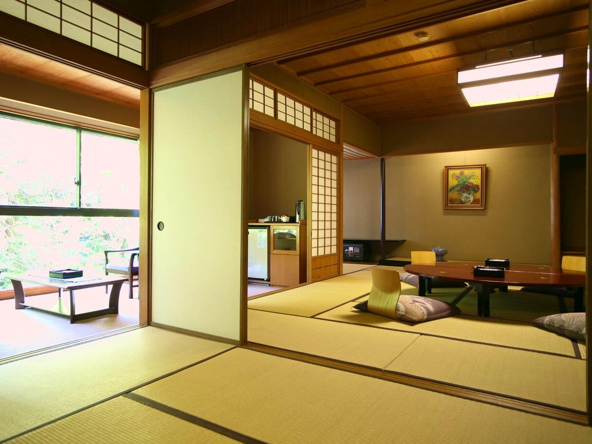Yamashiro Onsen Midori No Yado Bansyoukaku Hotell Kaga  Eksteriør bilde